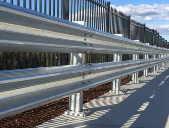 W Metal Beam Crash Barrier Manufacturer